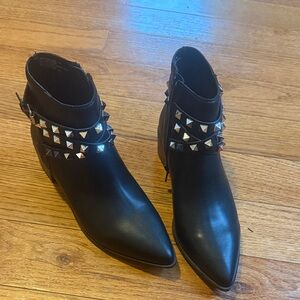 Steve Madden Black Pointed Ankle Booties with Silver Pyramid Studs